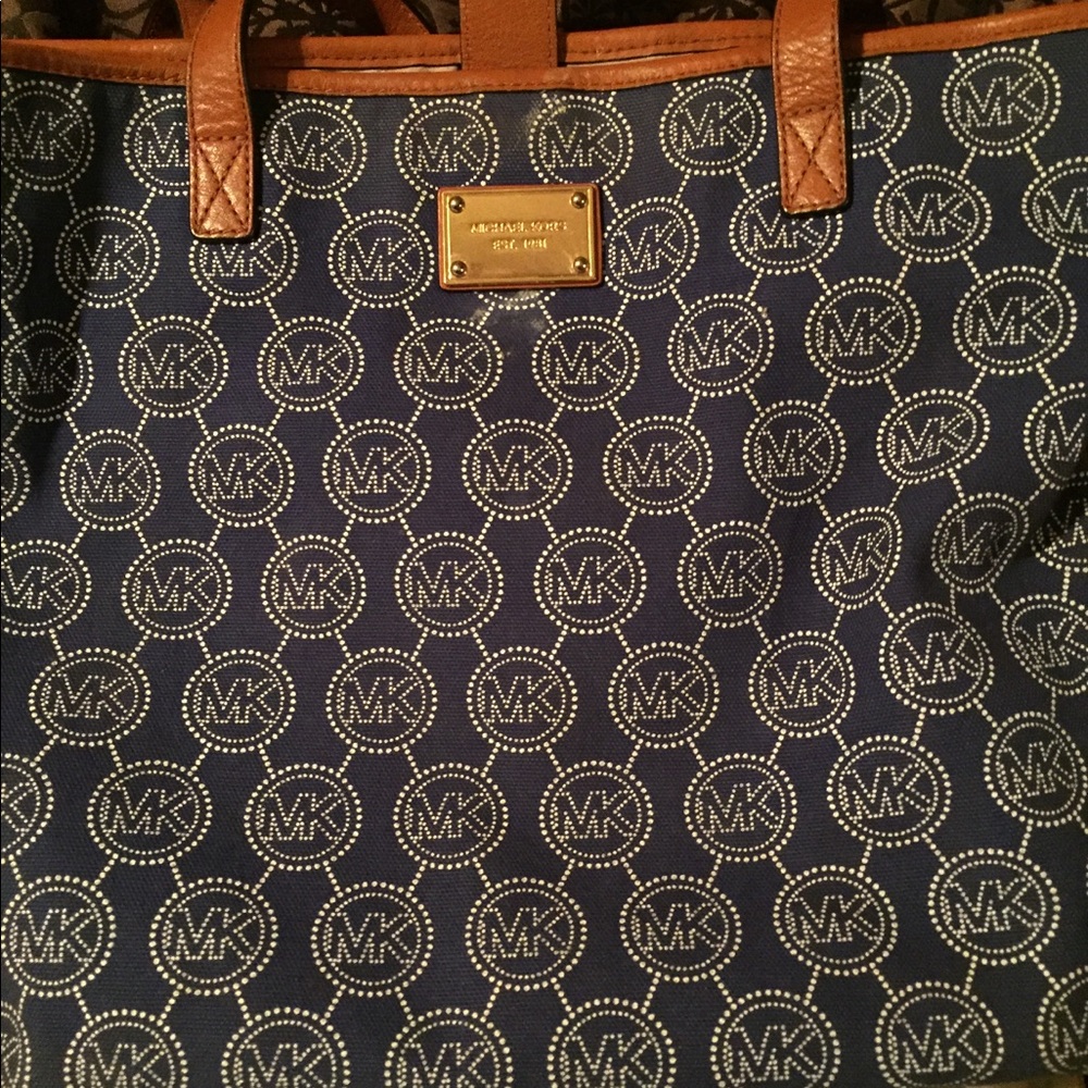 Michael Kors big purse. Pretty blue color